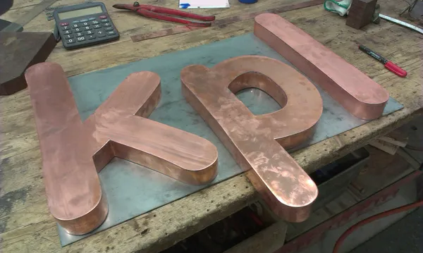 Zakázková výroba - 27